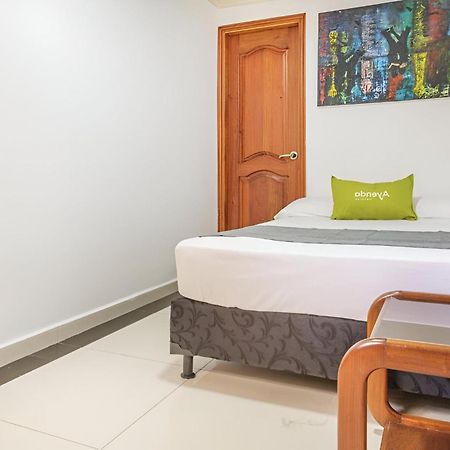 Hotel Boutique Laureles Home - Ayenda 1258 (Adults Only) Μεντεγίν Εξωτερικό φωτογραφία