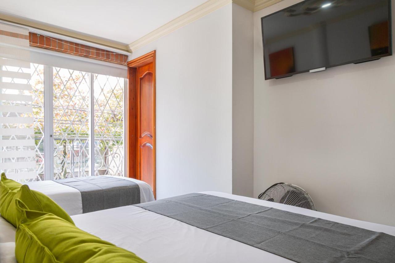 Hotel Boutique Laureles Home - Ayenda 1258 (Adults Only) Μεντεγίν Εξωτερικό φωτογραφία