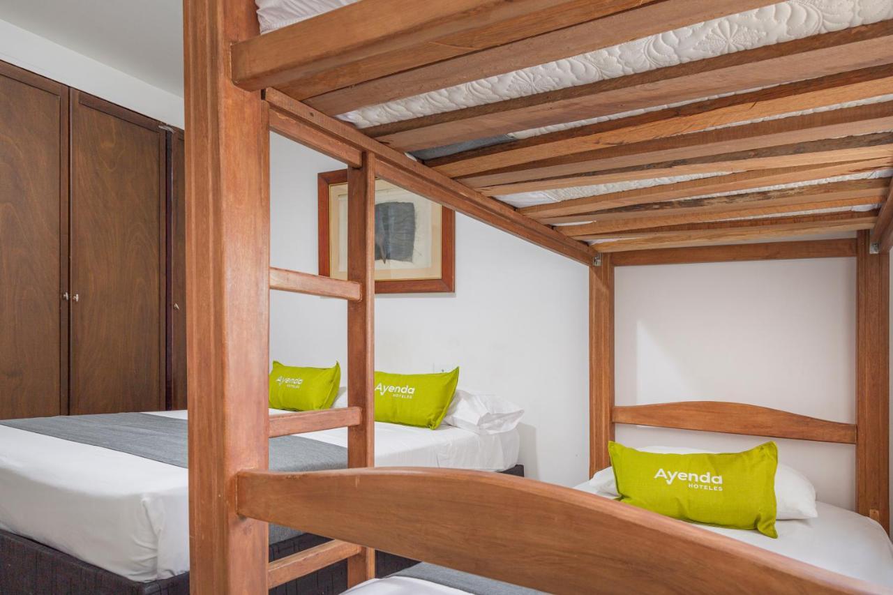 Hotel Boutique Laureles Home - Ayenda 1258 (Adults Only) Μεντεγίν Εξωτερικό φωτογραφία