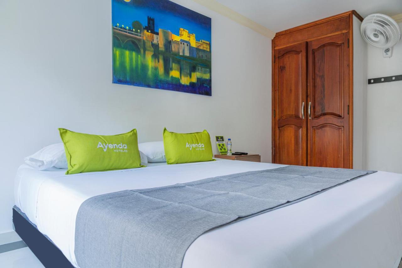 Hotel Boutique Laureles Home - Ayenda 1258 (Adults Only) Μεντεγίν Εξωτερικό φωτογραφία