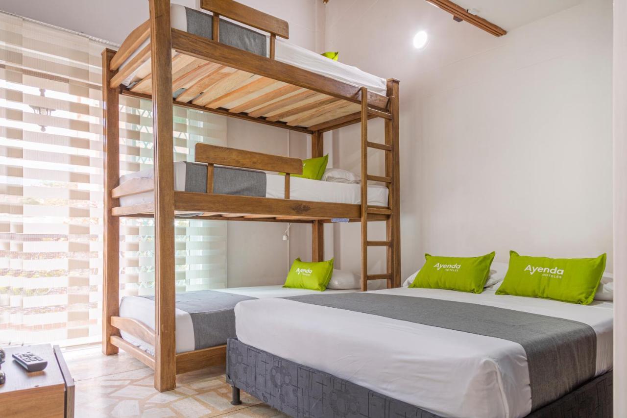 Hotel Boutique Laureles Home - Ayenda 1258 (Adults Only) Μεντεγίν Εξωτερικό φωτογραφία