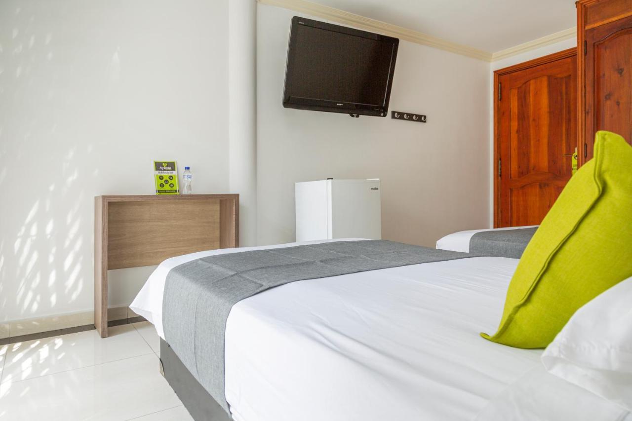Hotel Boutique Laureles Home - Ayenda 1258 (Adults Only) Μεντεγίν Εξωτερικό φωτογραφία