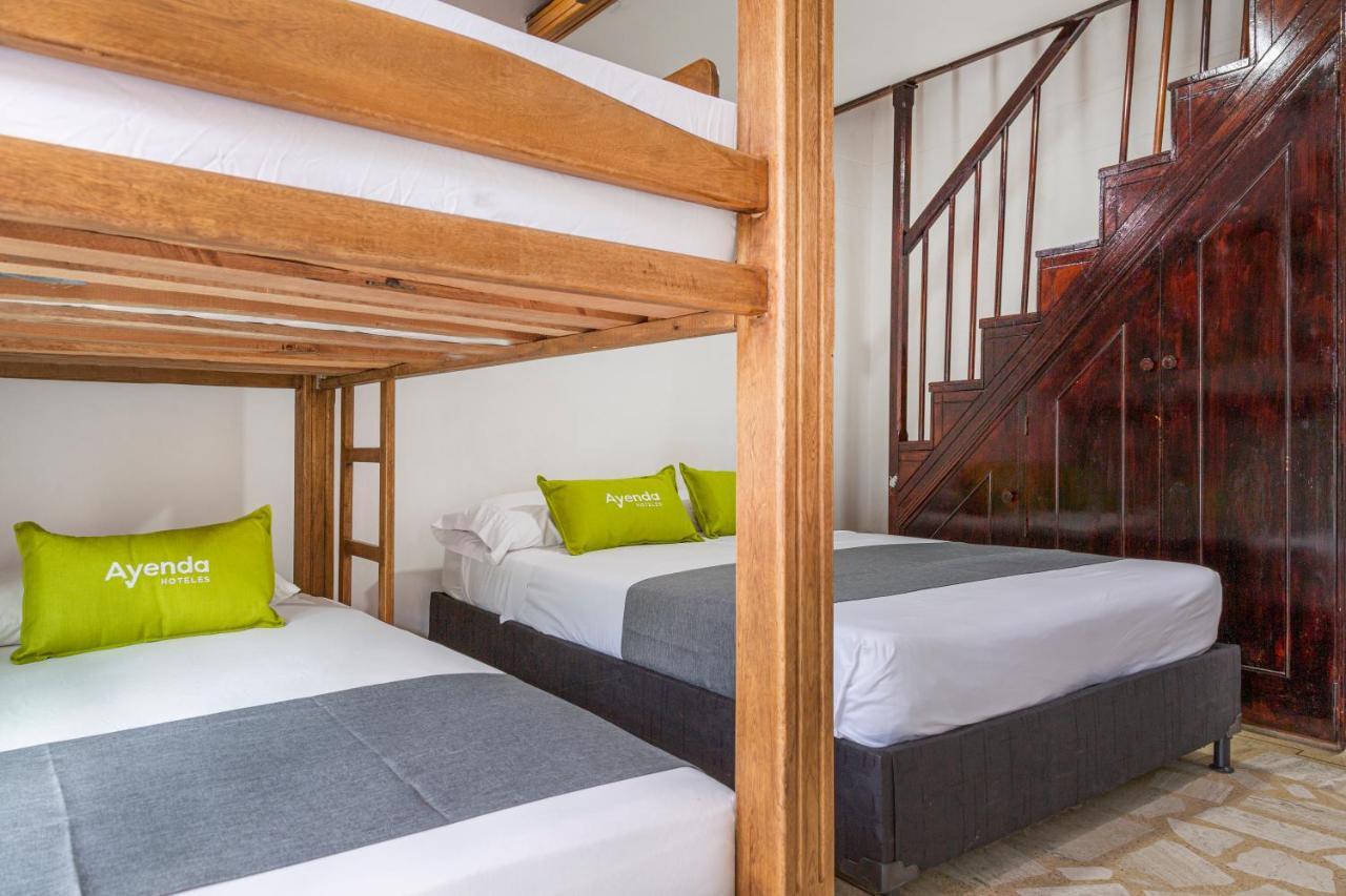 Hotel Boutique Laureles Home - Ayenda 1258 (Adults Only) Μεντεγίν Εξωτερικό φωτογραφία